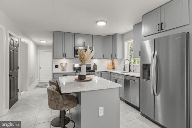 2711 WINSLOW RD, Williamstown, NJ 08094