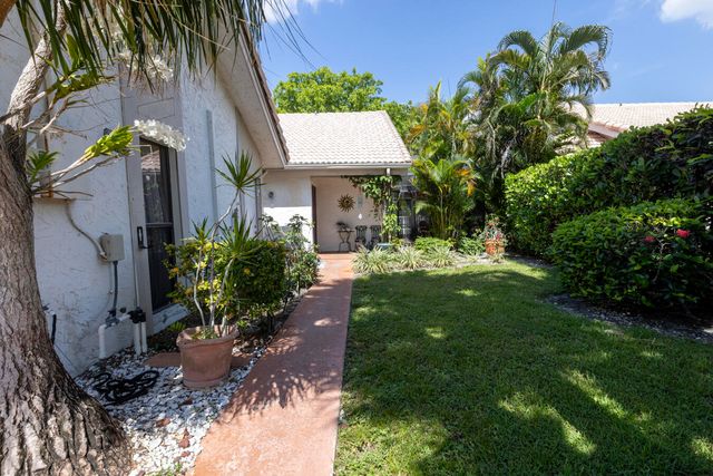 9875 Erica Court, Boca Raton, FL 33496