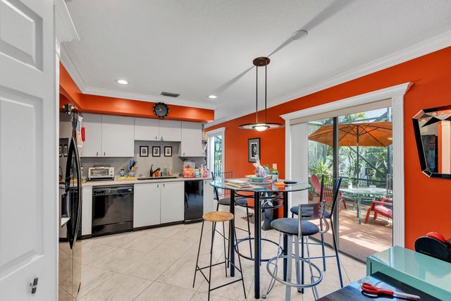 9875 Erica Court, Boca Raton, FL 33496