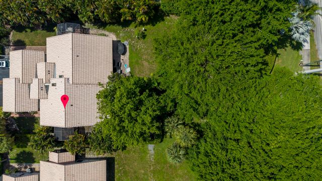 9875 Erica Court, Boca Raton, FL 33496