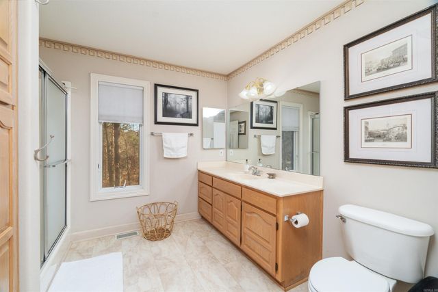 5 Conquista Lane, Hot Springs Village, AR 71909