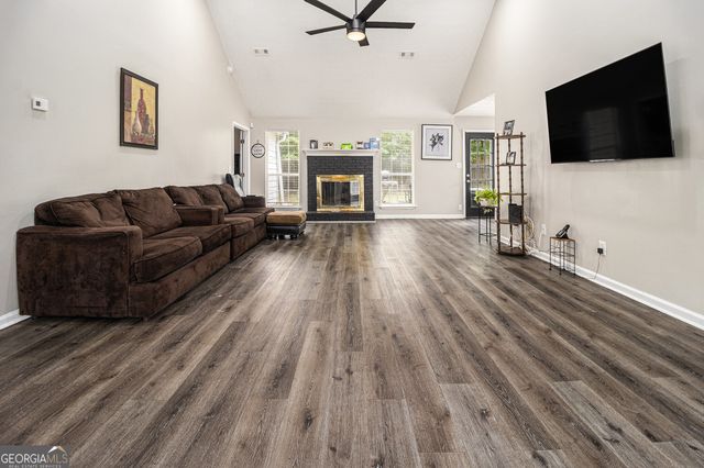 365 Cook Drive, Ellenwood, GA 30294