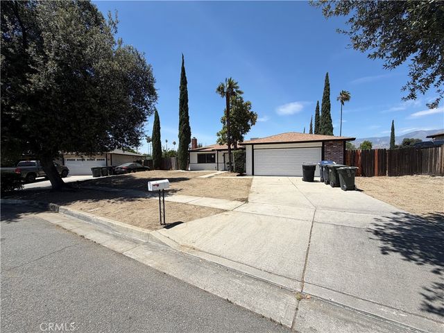 813 Doyle Avenue, Redlands, CA 92374