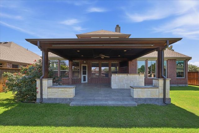 15445 Landing Creek Lane, Fort Worth, TX 76262