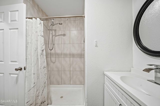 1258 W Rosamond Boulevard Spc 68, Rosamond, CA 93560