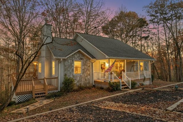 122 Dj Lane, Ellijay, GA 30540