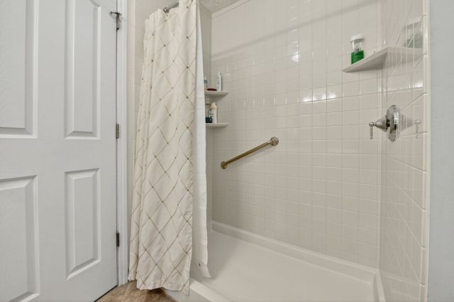 122 Dj Lane, Ellijay, GA 30540