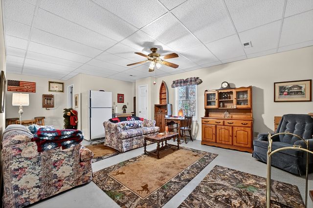 122 Dj Lane, Ellijay, GA 30540