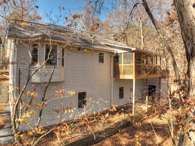 122 Dj Lane, Ellijay, GA 30540