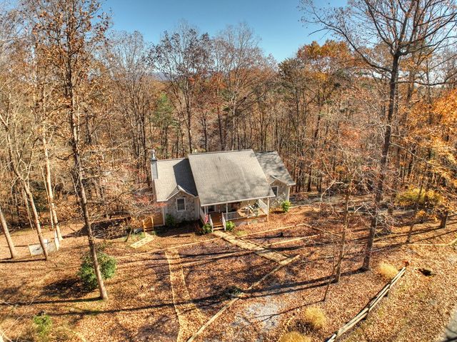 122 Dj Lane, Ellijay, GA 30540