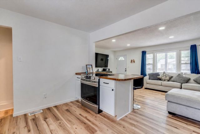 3238 S Edwards, Wichita, KS 67217