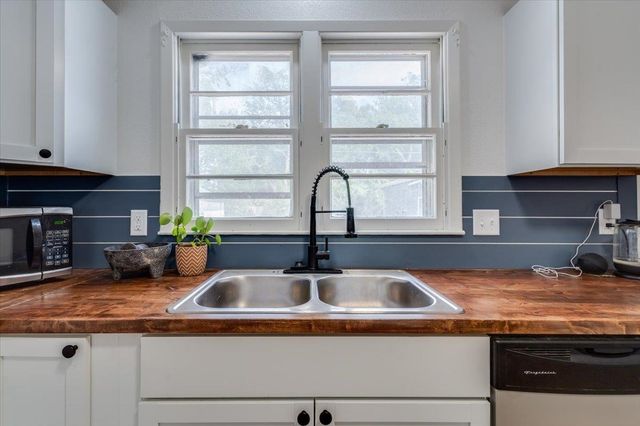 3238 S Edwards, Wichita, KS 67217