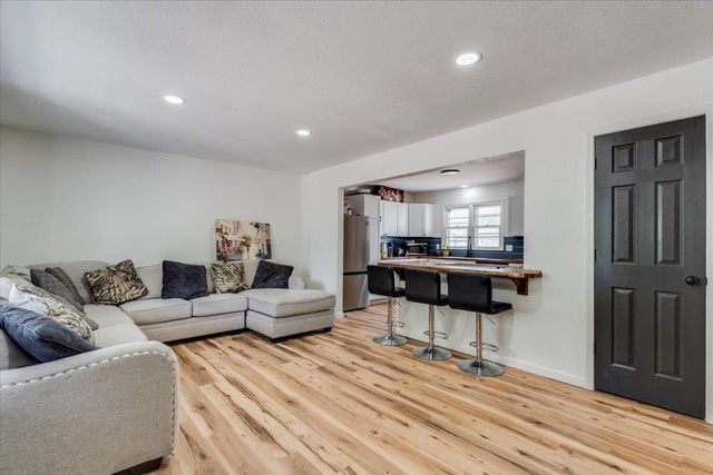 3238 S Edwards, Wichita, KS 67217