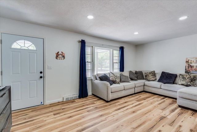 3238 S Edwards, Wichita, KS 67217