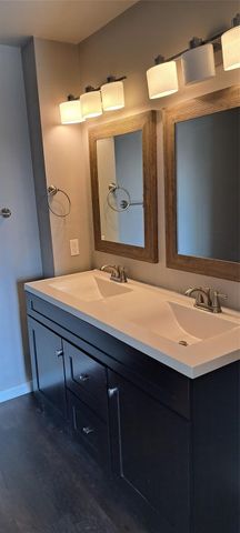 5911 Lago Vista WAY B, Lago Vista, TX 78645