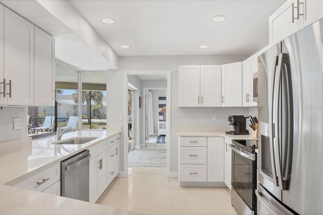 500 GREEN DOLPHIN DRIVE S, Placida, FL 33946