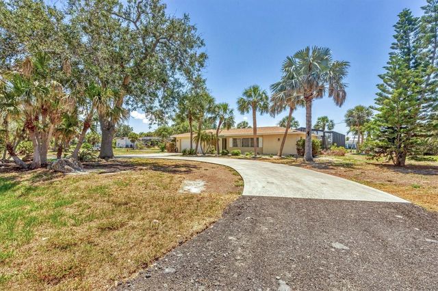 500 GREEN DOLPHIN DRIVE S, Placida, FL 33946