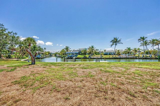 500 GREEN DOLPHIN DRIVE S, Placida, FL 33946