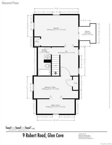 9 Robert Road, Glen Cove, NY 11542