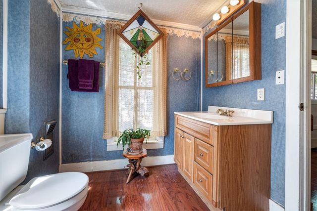 13 Pine Street, Eureka Springs, AR 72632