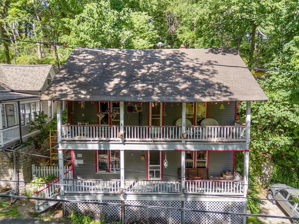 13 Pine Street, Eureka Springs, AR 72632