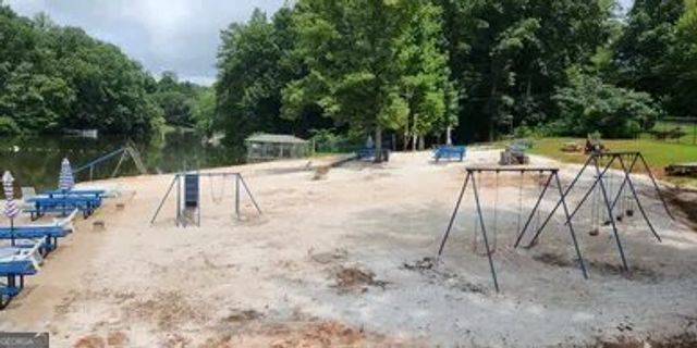 4388 Bowman Way, Snellville, GA 30039