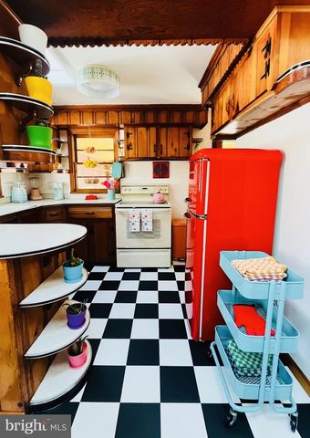 31 BEEBETOWN RD, Hammonton, NJ 08037