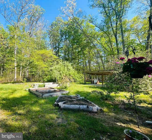 31 BEEBETOWN RD, Hammonton, NJ 08037