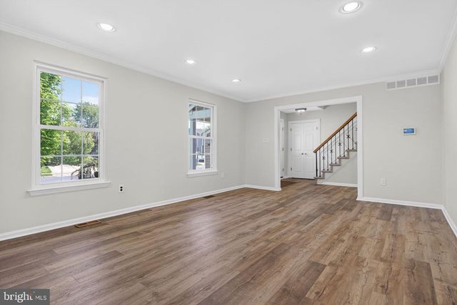 160 COUNTRY FARMS RD, Marlton, NJ 08053