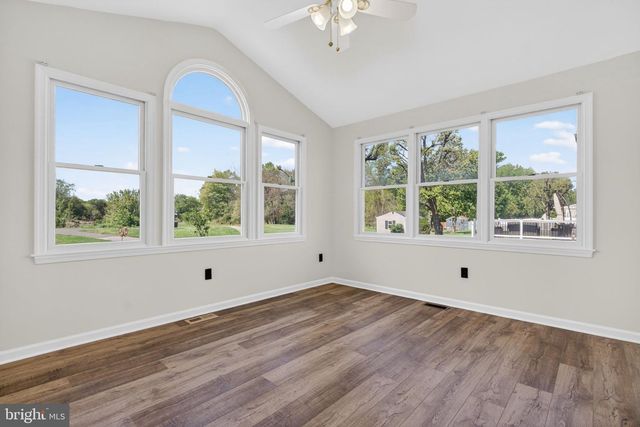 160 COUNTRY FARMS RD, Marlton, NJ 08053