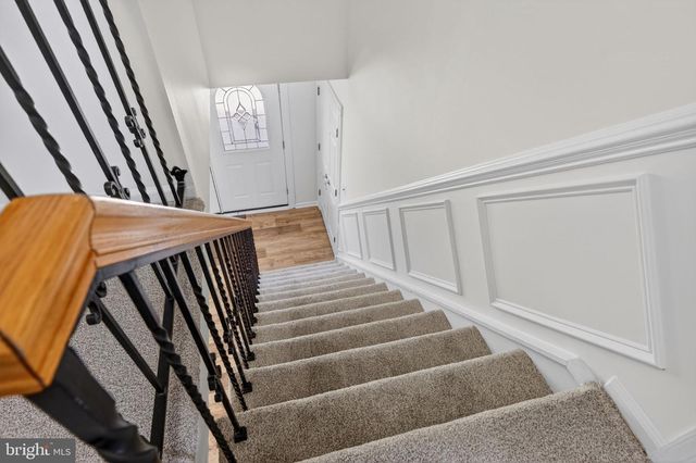160 COUNTRY FARMS RD, Marlton, NJ 08053