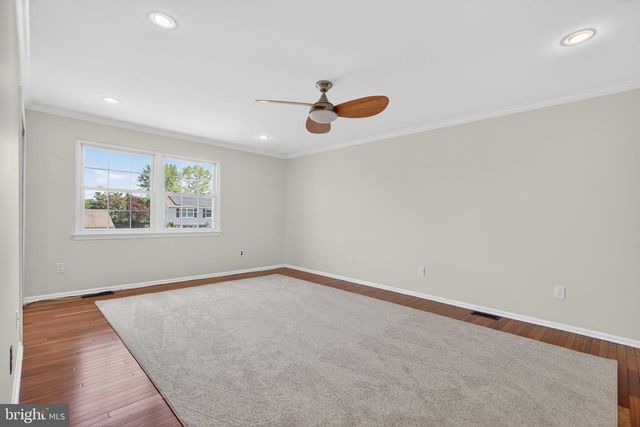 160 COUNTRY FARMS RD, Marlton, NJ 08053