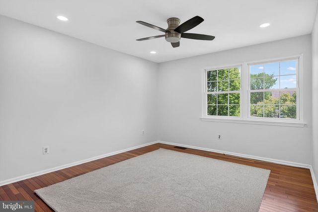 160 COUNTRY FARMS RD, Marlton, NJ 08053