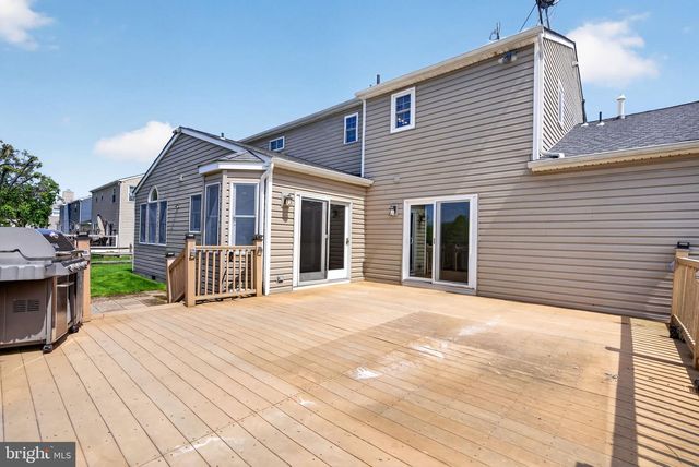 160 COUNTRY FARMS RD, Marlton, NJ 08053
