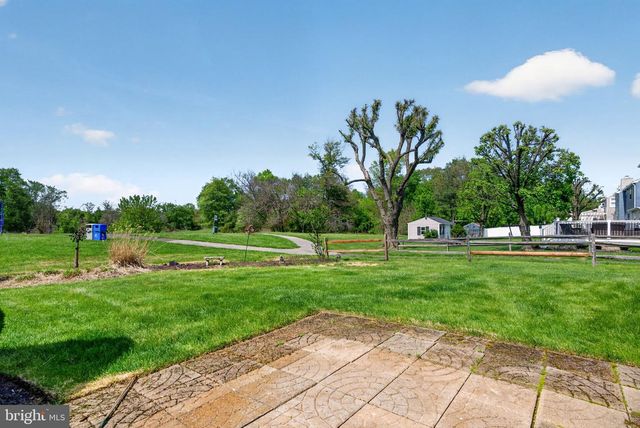 160 COUNTRY FARMS RD, Marlton, NJ 08053