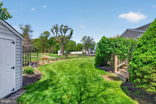 160 COUNTRY FARMS RD, Marlton, NJ 08053