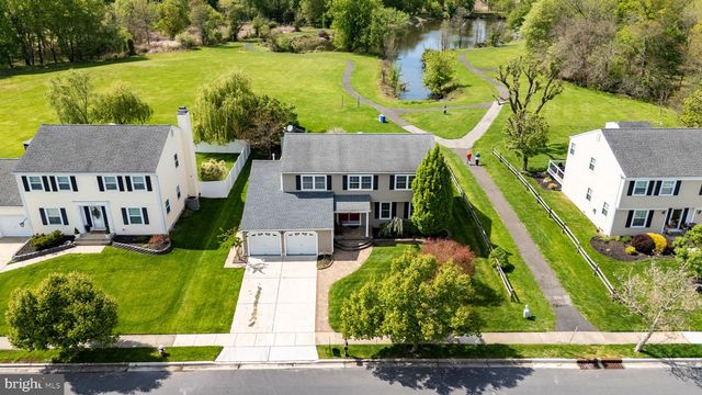 160 COUNTRY FARMS RD, Marlton, NJ 08053