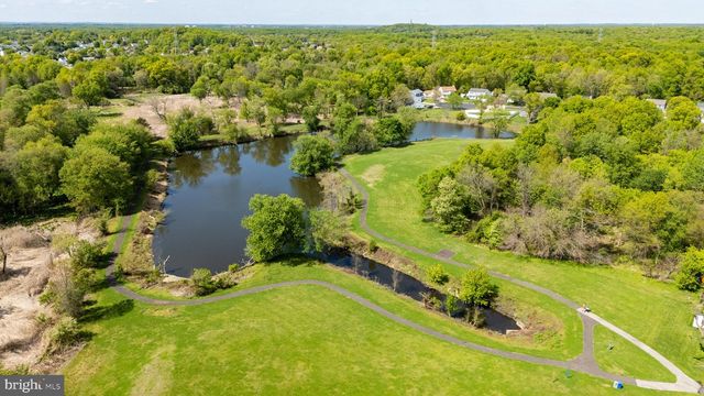 160 COUNTRY FARMS RD, Marlton, NJ 08053