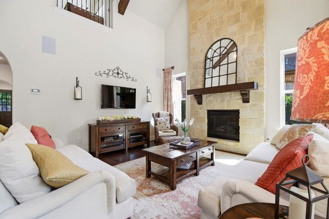 115 Sanibel Crest Place, Montgomery, TX 77316