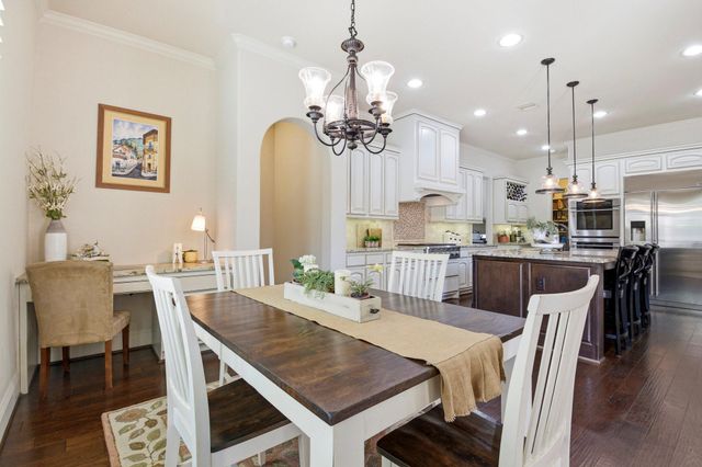115 Sanibel Crest Place, Montgomery, TX 77316