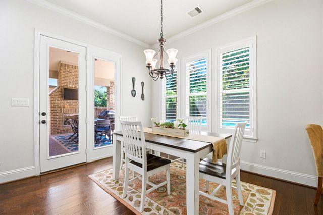 115 Sanibel Crest Place, Montgomery, TX 77316