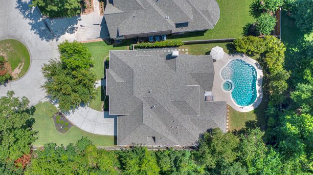 115 Sanibel Crest Place, Montgomery, TX 77316