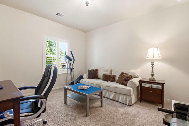 115 Sanibel Crest Place, Montgomery, TX 77316