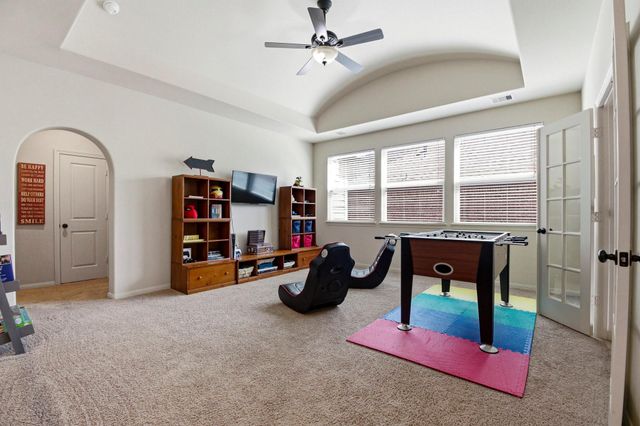115 Sanibel Crest Place, Montgomery, TX 77316