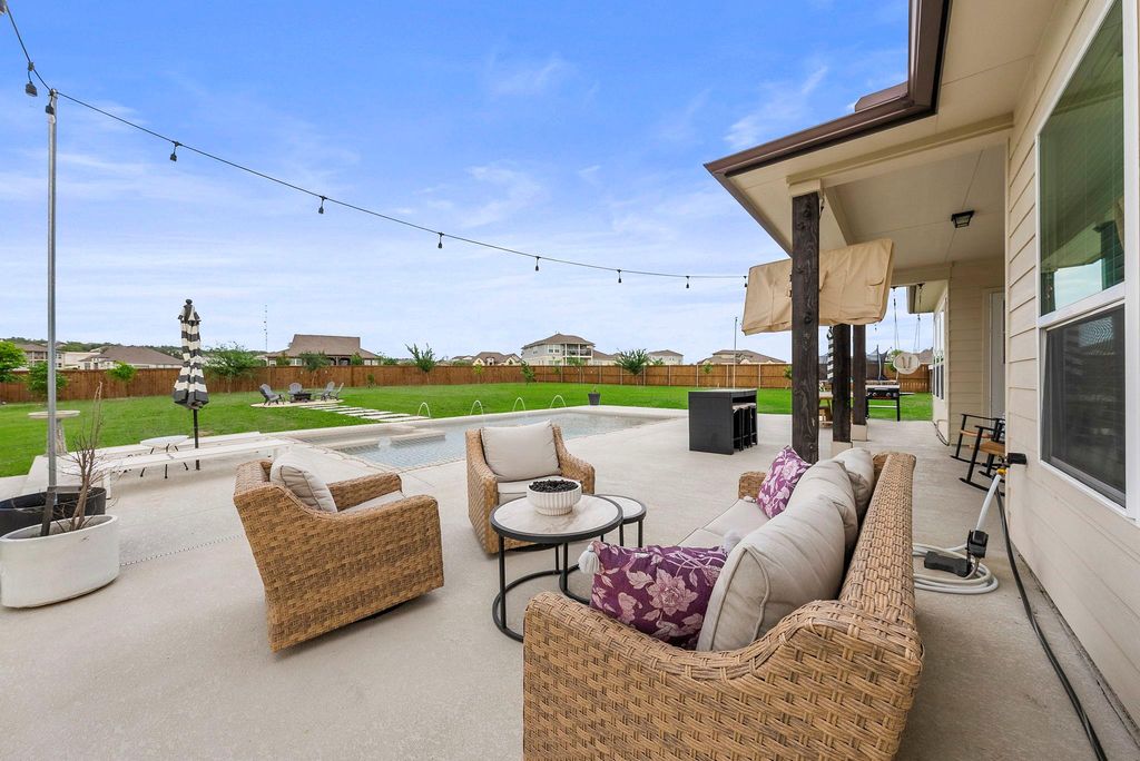 3444 Twinspur ST, Leander, TX 78641