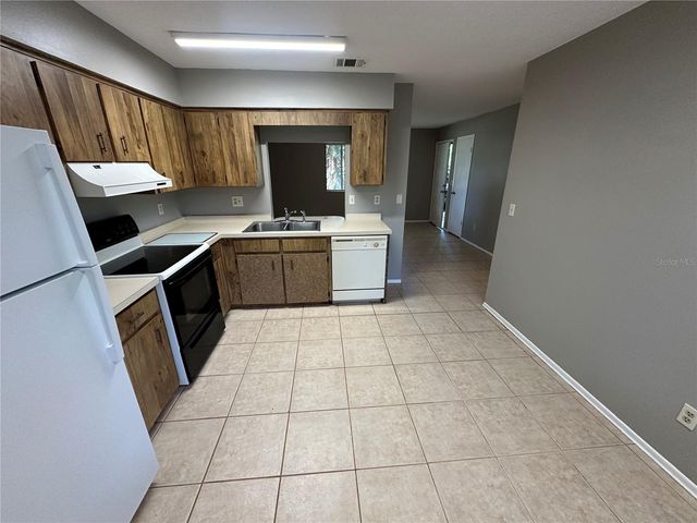 1916 WIZARD COURT, Longwood, FL 32750