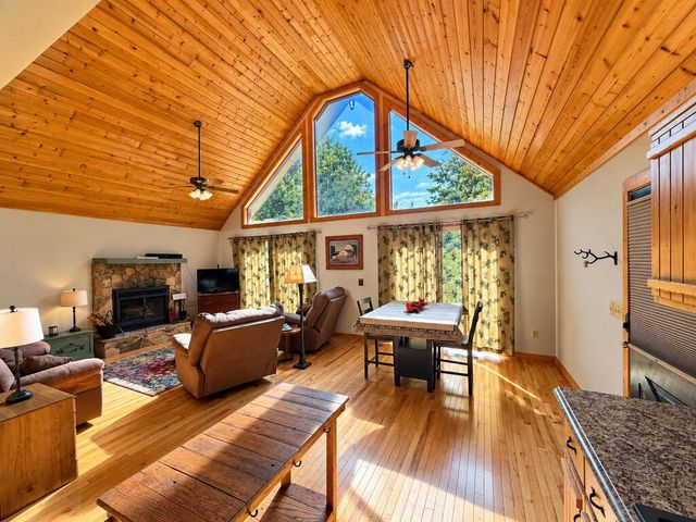 1168 Daybreak Boulevard, Murphy, NC 28906