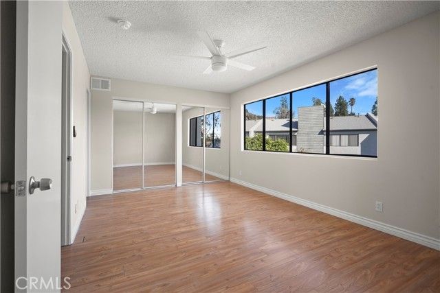 11311 Tampa Avenue 21, Porter Ranch (los Angeles), CA 91326