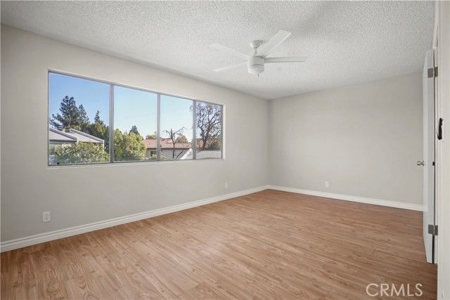 11311 Tampa Avenue 21, Porter Ranch (los Angeles), CA 91326