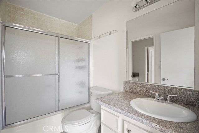 11311 Tampa Avenue 21, Porter Ranch (los Angeles), CA 91326